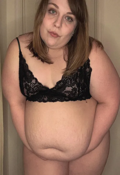 My hands just disappear  by PiggyPolly