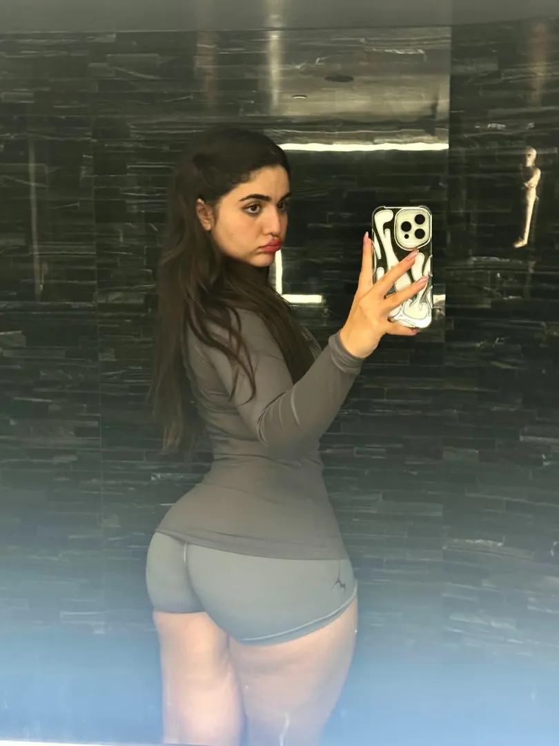 my hips are grinding to your memory posted by xDarlingBerry