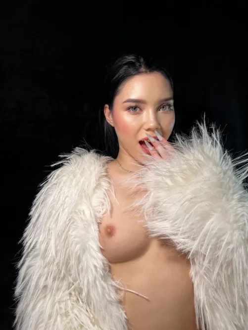 My honest reaction when I see your big D by Baby_VIP_Ocean