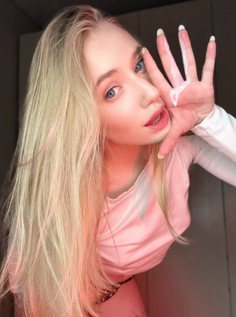 My hubby said he’d rather eat this than dinner… do you agree? posted by WhimsySugar