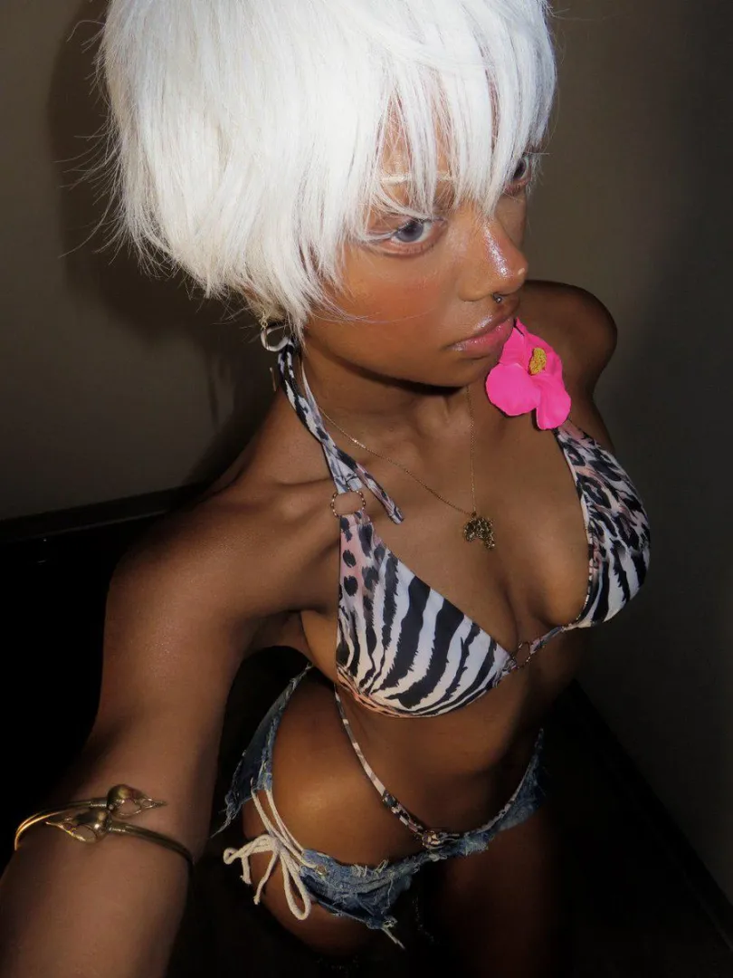 My kind of woman posted by Jajume