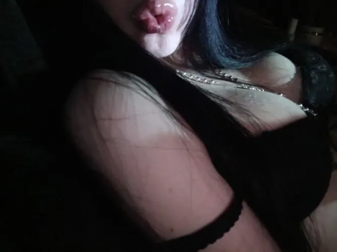 My lips to cute. by Forsaken-Revenue-356