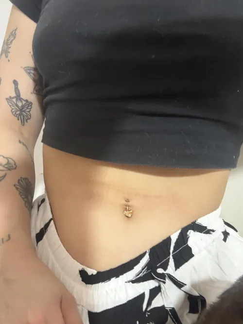 My little belly is cute by fitgirl2025