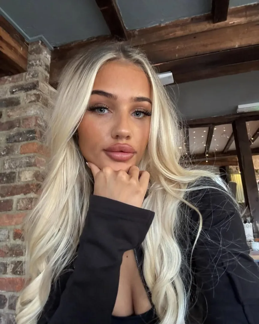 My little ones are filled to the max posted by SpoiledSuccubae