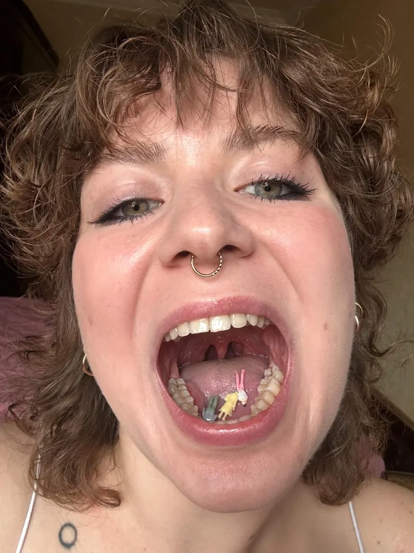 my mouth is wide enough for you! posted by feetyourlick