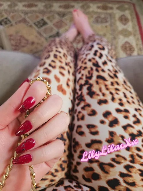 My nails are ready for you now  by LilyLilacXx