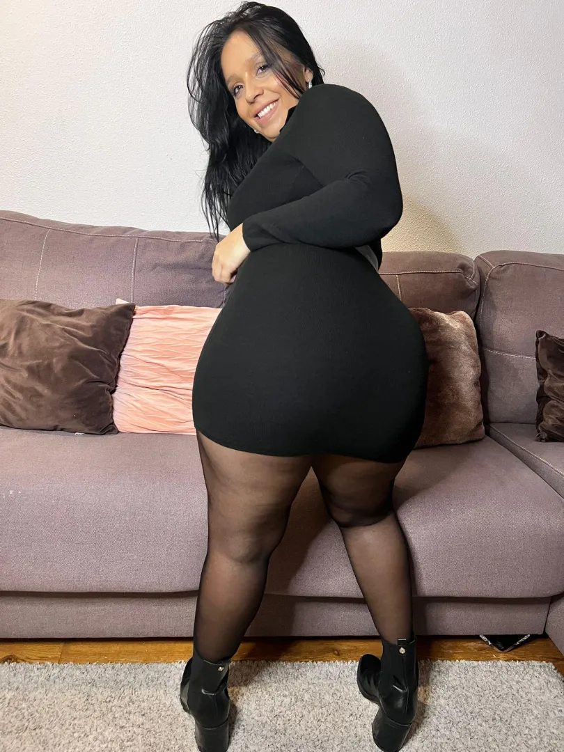 ❤️My name is Galadriel ❤️❤️I really like sex, sweetly and strongly. ❤️❤️❤️ posted by Galadriel69_