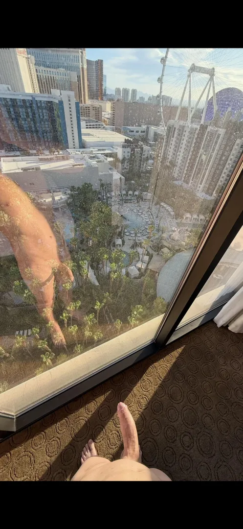 my own vegas show posted by yleinad