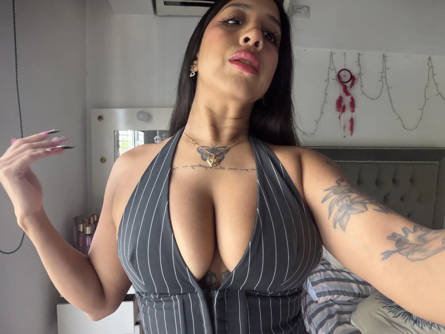 my page is on fire! suscribe posted by babygalsivip