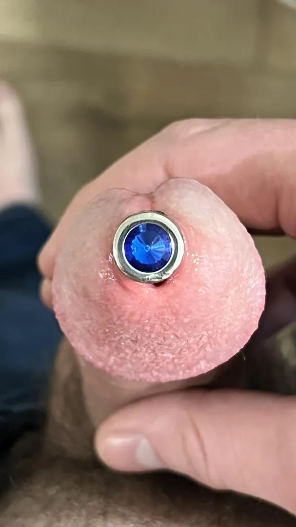 My peehole is a jewel  posted by brickcreekbridge