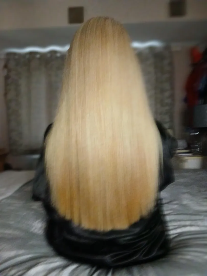 My real hair posted by Foxylocks0504