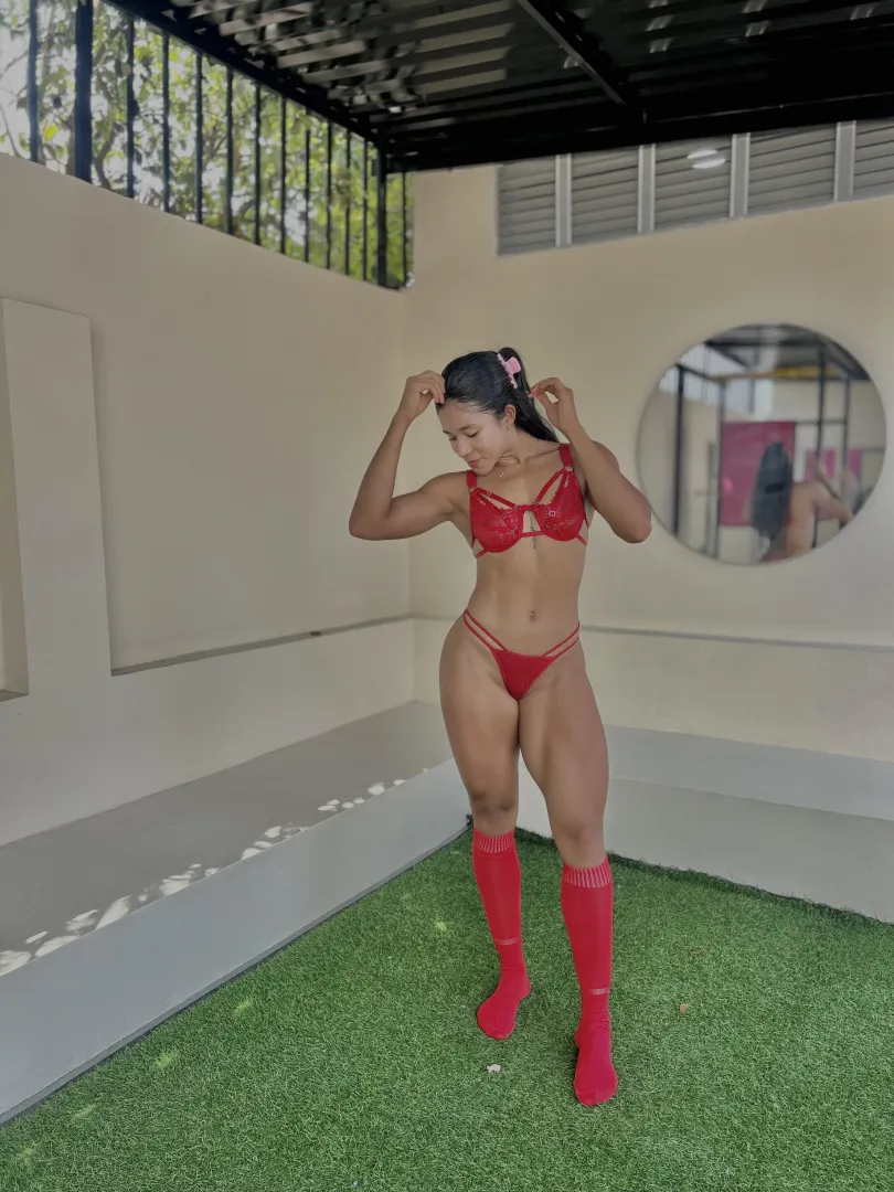 My red kneesock posted by fierce-angel