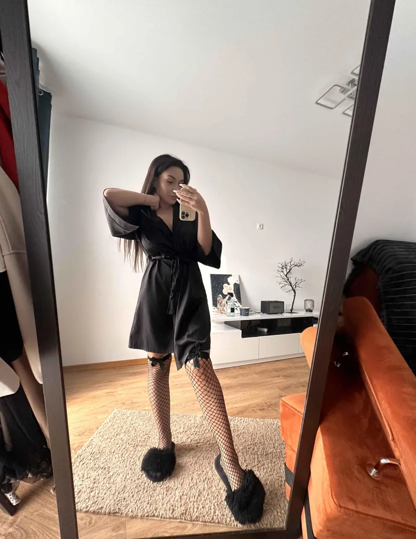 My sexiest stockings just for you posted by BeautifulDolphinn