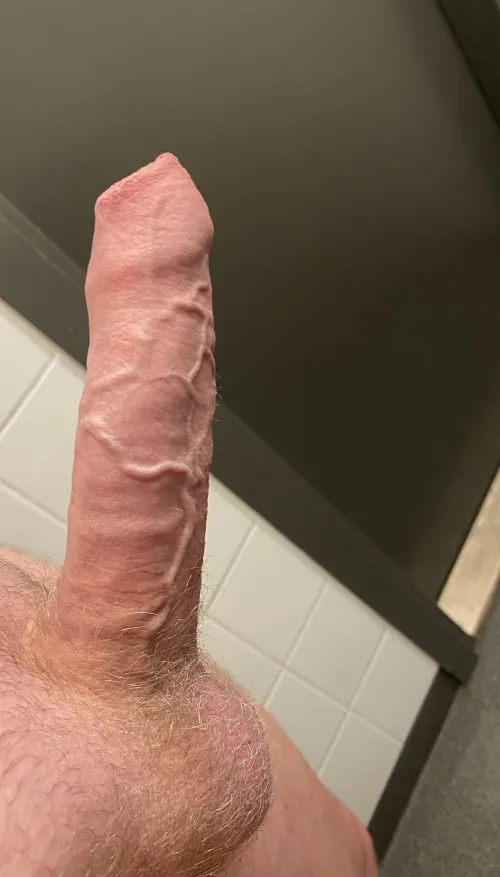 My swedish cock in gym lockerroom by Sweden_dude