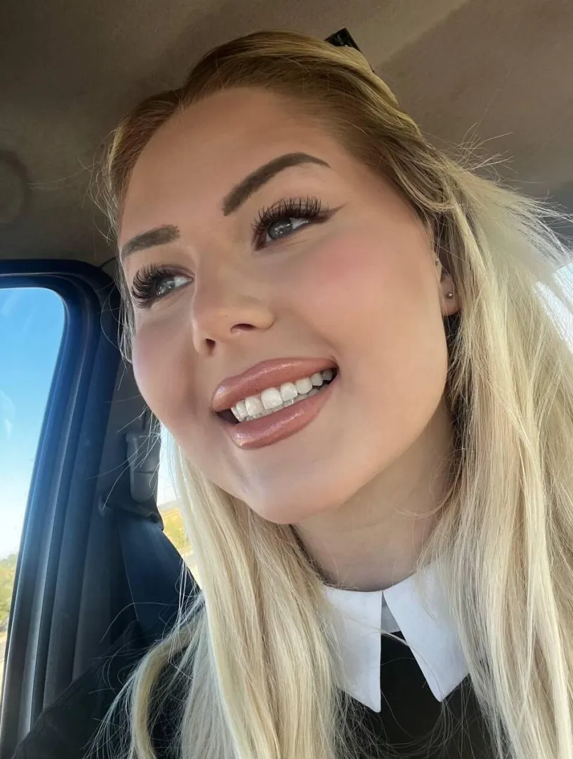 my sweet swedish face :) posted by Juli_Sky_sfw_