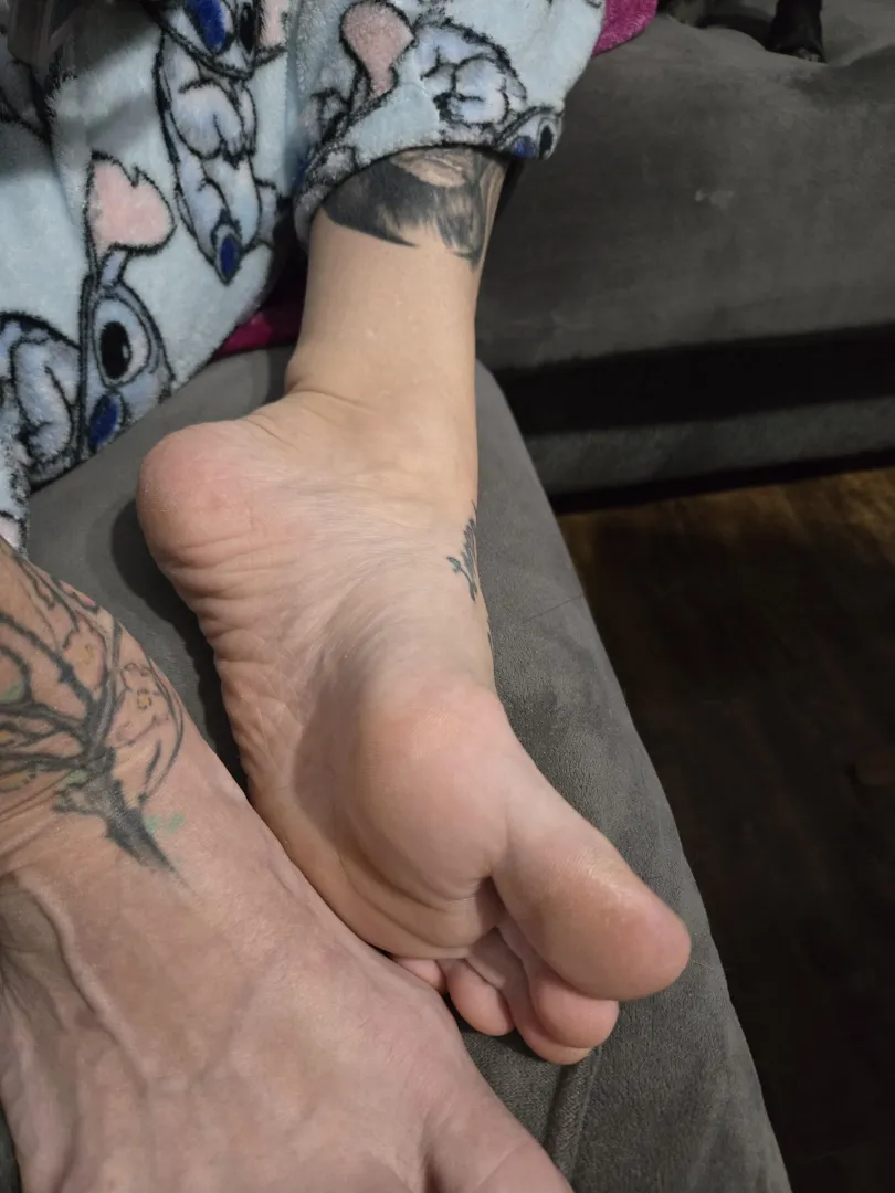 My toes are missing my gardens posted by GardenToes3412