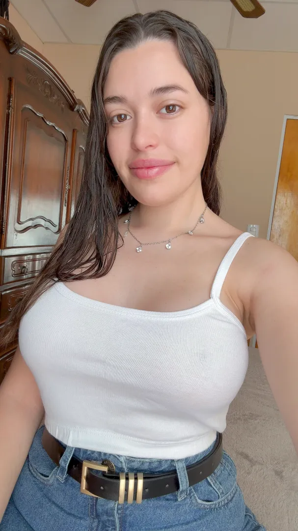 My top is white but under its pink posted by Lopsided_Lunch_5812