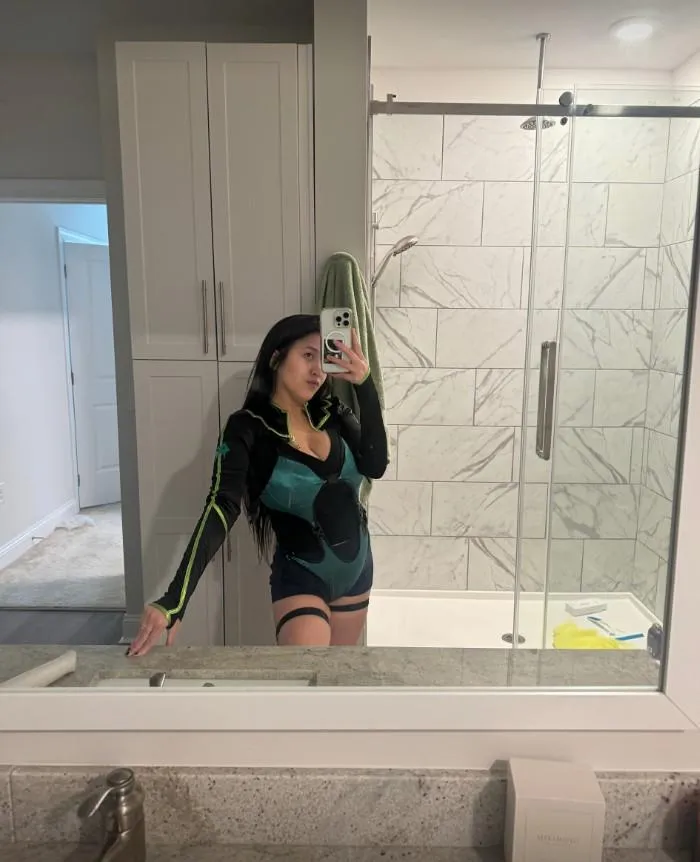 My Viper cosplay attempt (Andii) posted by karine_pendleye2t3y