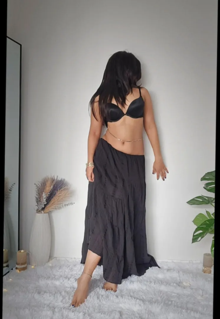 mysterious and curvy in this black skirt. posted by TheEngineerLady