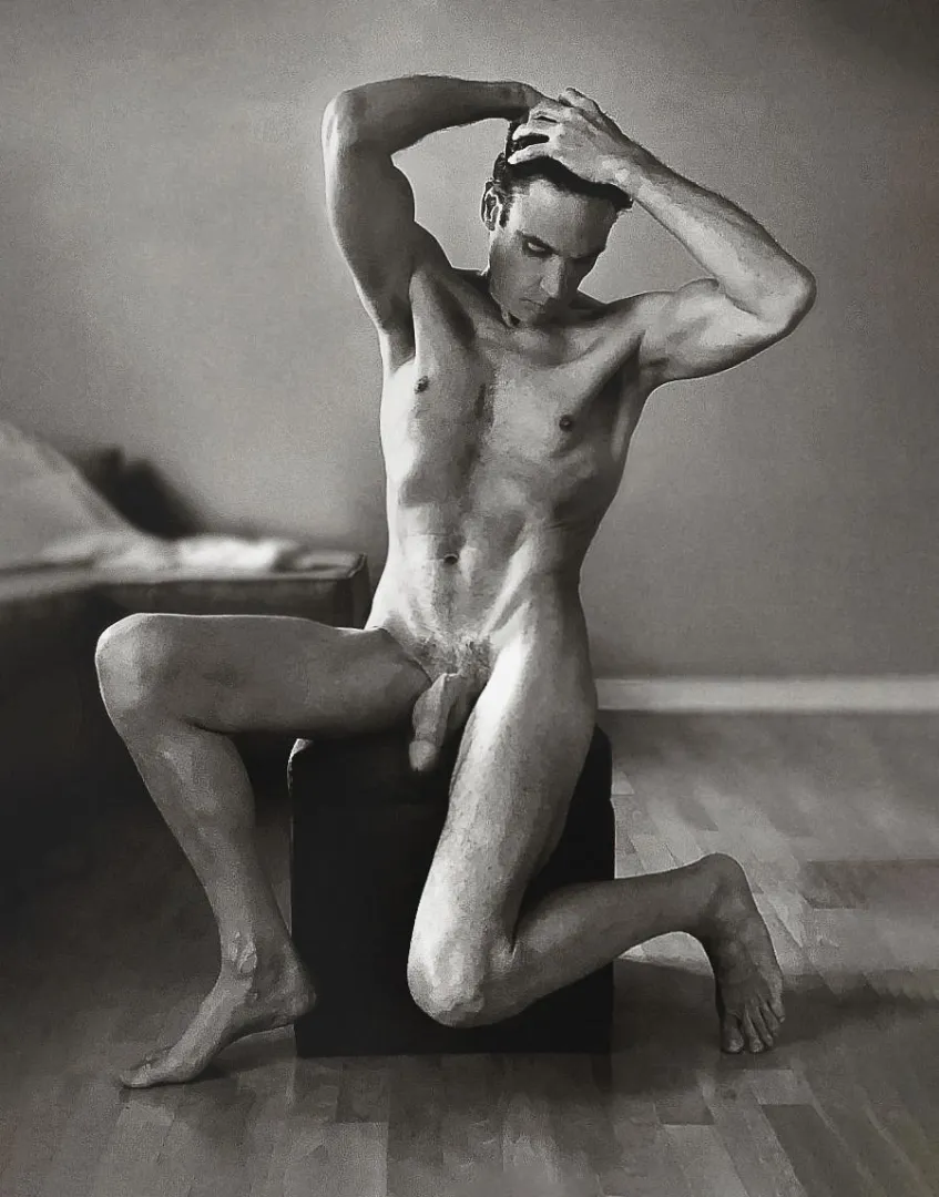 Naked on a stool posted by flippy723