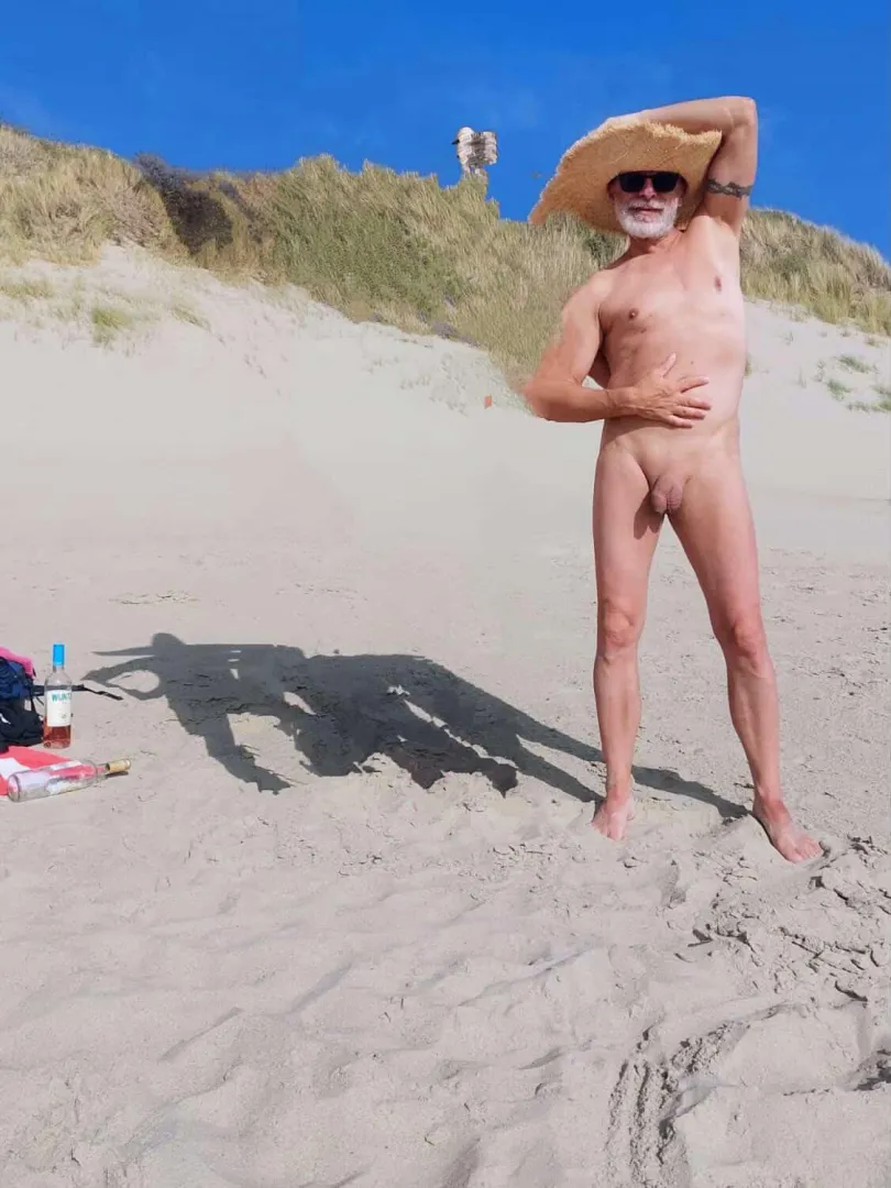 nakedulrich posted by Creepy-Improvement35