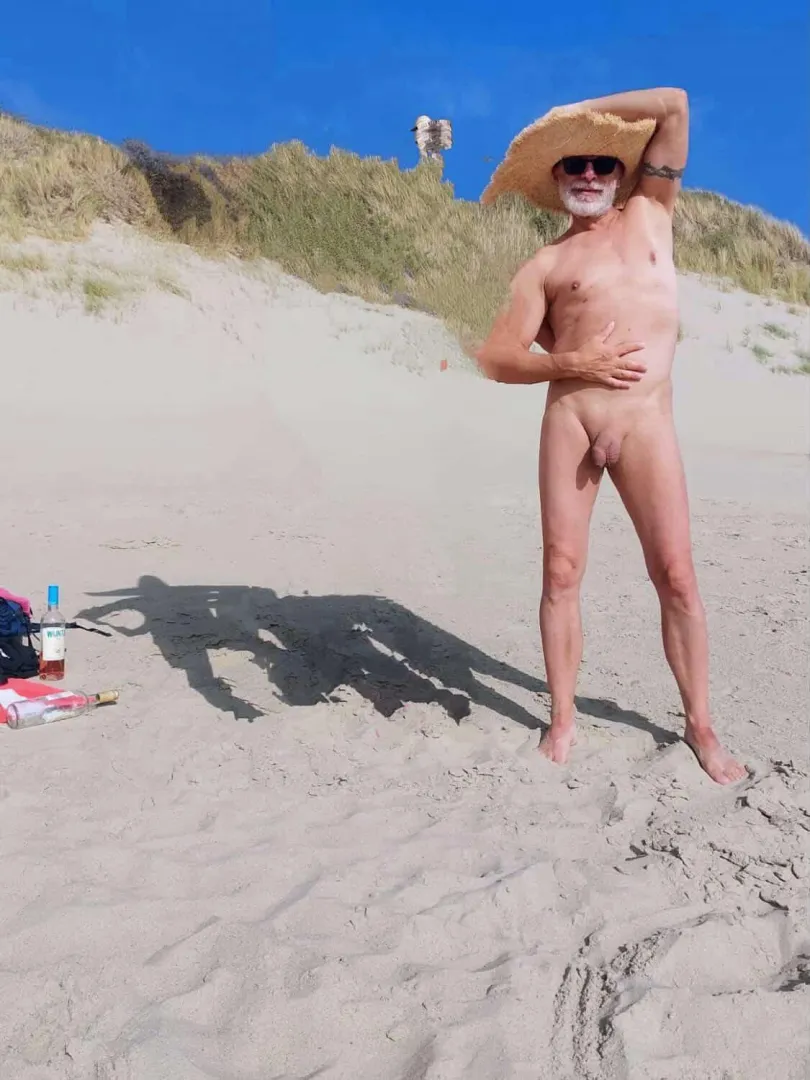 nakedulrich nude on the Beach posted by Creepy-Improvement35