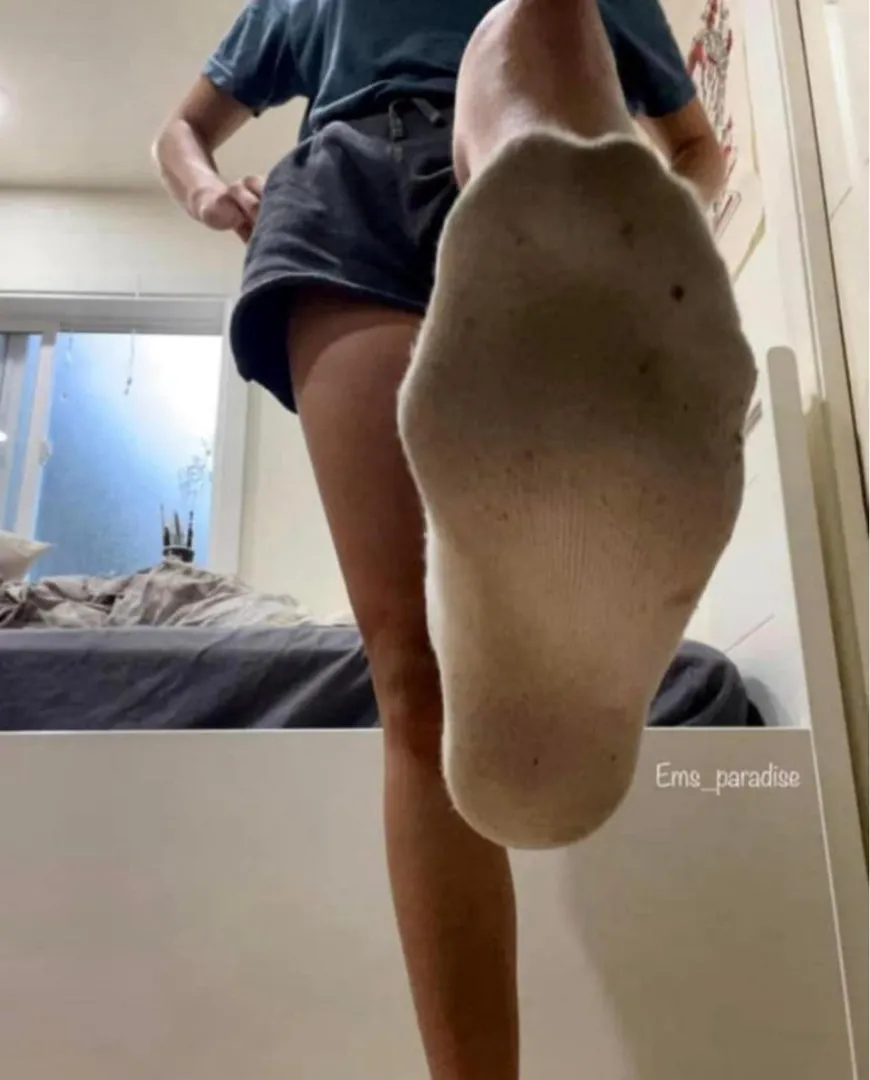 Name one dirty thing you’d do if you found my post workout marathon training socks. ‍♀️ posted by ems_paradise