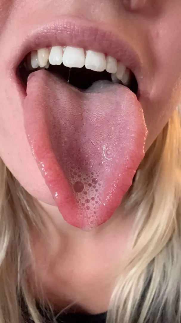 Naughty and shy, that's why all the work will be done by my tongue. posted by jennyahegaoblonde