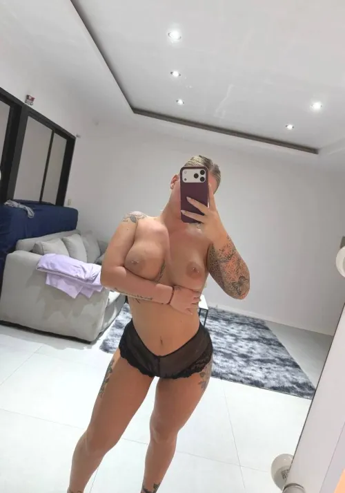 naughty hotwife here... are you ready for a secret hookup? by Global_Watch_8608