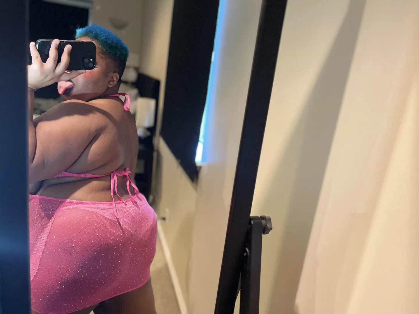 NB25 Needing hung daddy TLC posted by Smart_Story8739