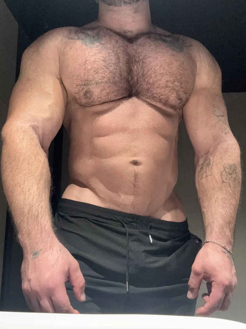 Need a gym bro posted by fihekwe