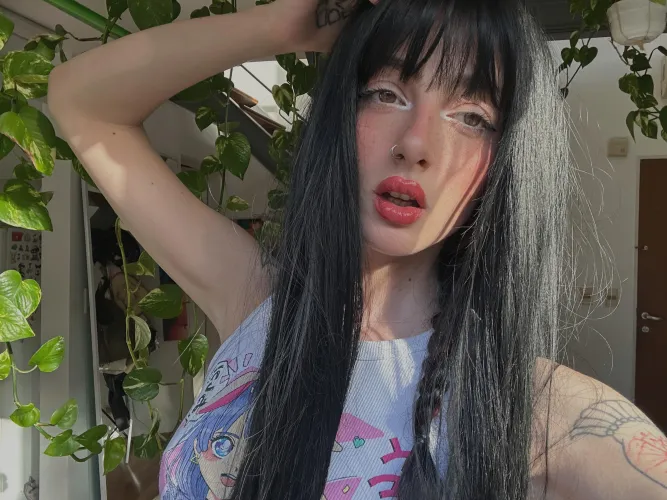 Need a host tn, kinda hnrny lol - slide in on lg: ,.lunarumes`. by erinmonday