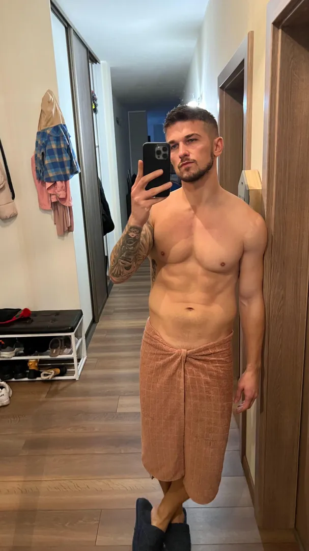 Need a husband posted by Daddy-Fit1989