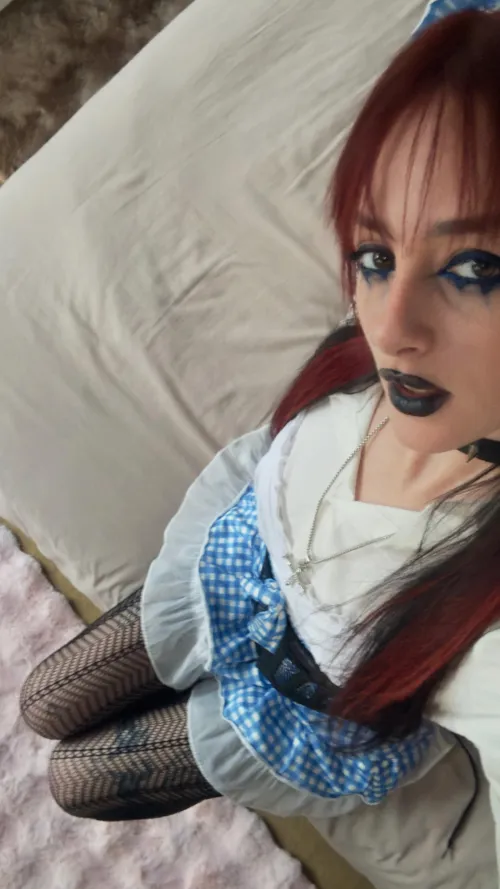 Need a local host for tonight - active on instta rn:.lunabowtie'. by btwn2stools