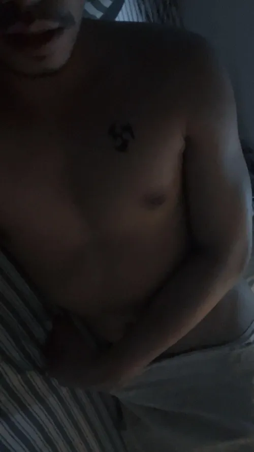 Need a masturbate buddy by Chong_Yown