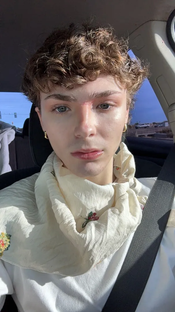 need a straight man to paint the back of my throat posted by Global-Pin-1057