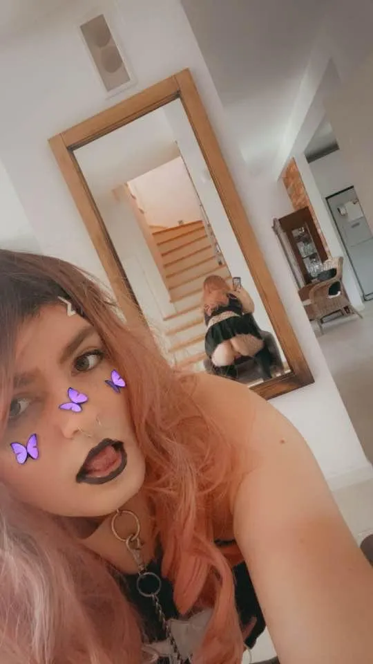 Need more fans kik: fempenny03 posted by FemPenny03