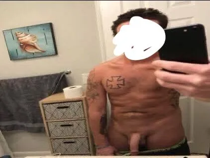 Need some side love posted by Mustbeme88