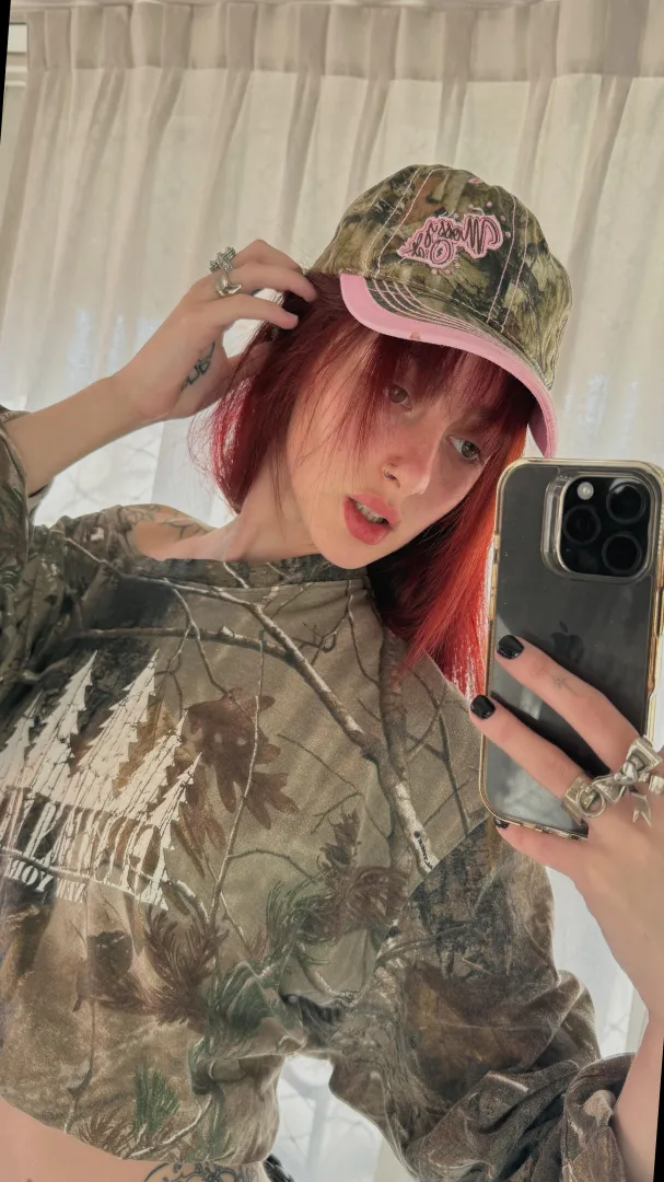 need someone that can provide hosting - talk 2 me on lnstа: lunarumes`19f4m posted by moderntechguy