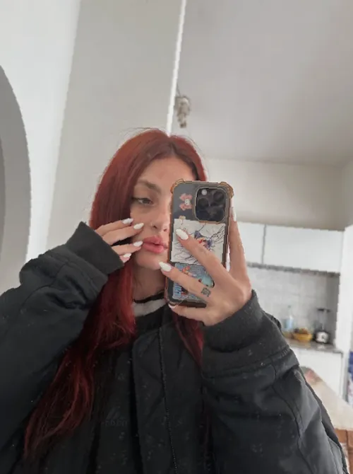 Need someone who can host by Khancap123