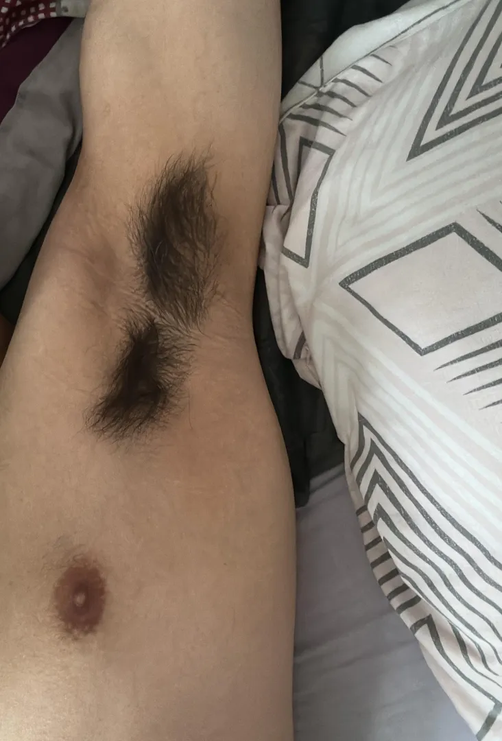 Need uk boys to worship them posted by adventureboyfoot