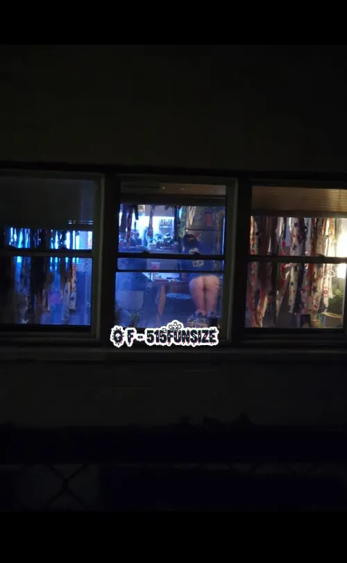 Neighbor sent me this early this morning  by 515funsize_OF