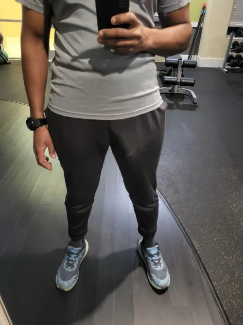 Never wear underwear in the gym. by Pitiful_Priority8773