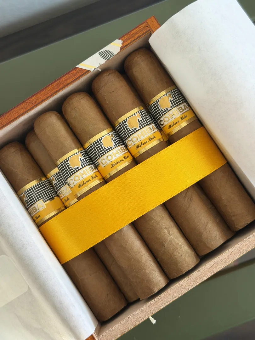 New addition to my humidor | Cohiba Robusto posted by Ld2101