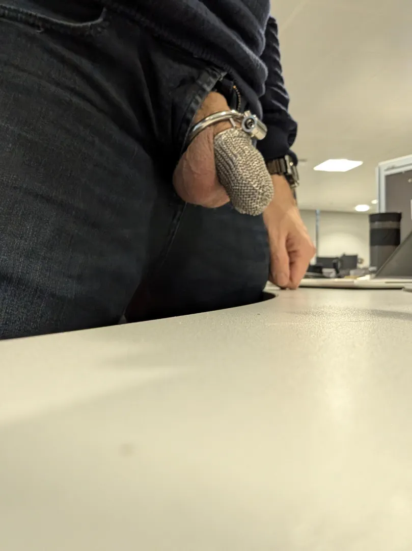 New cage posted by cagedsmallfella