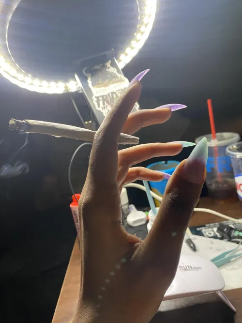 New claws in progress… by Lilith_Feet53