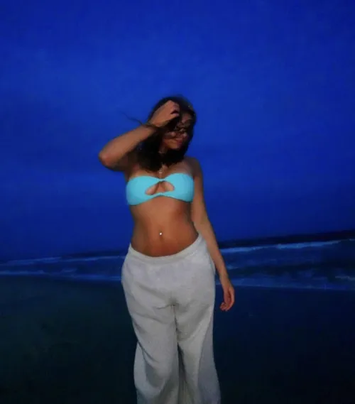 New here please welcome me ✨ by LankyWeb5787