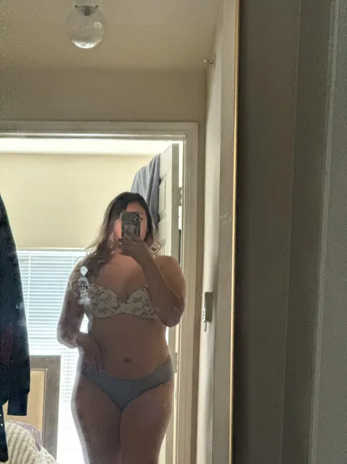 new on this community  by goddessxoxxo