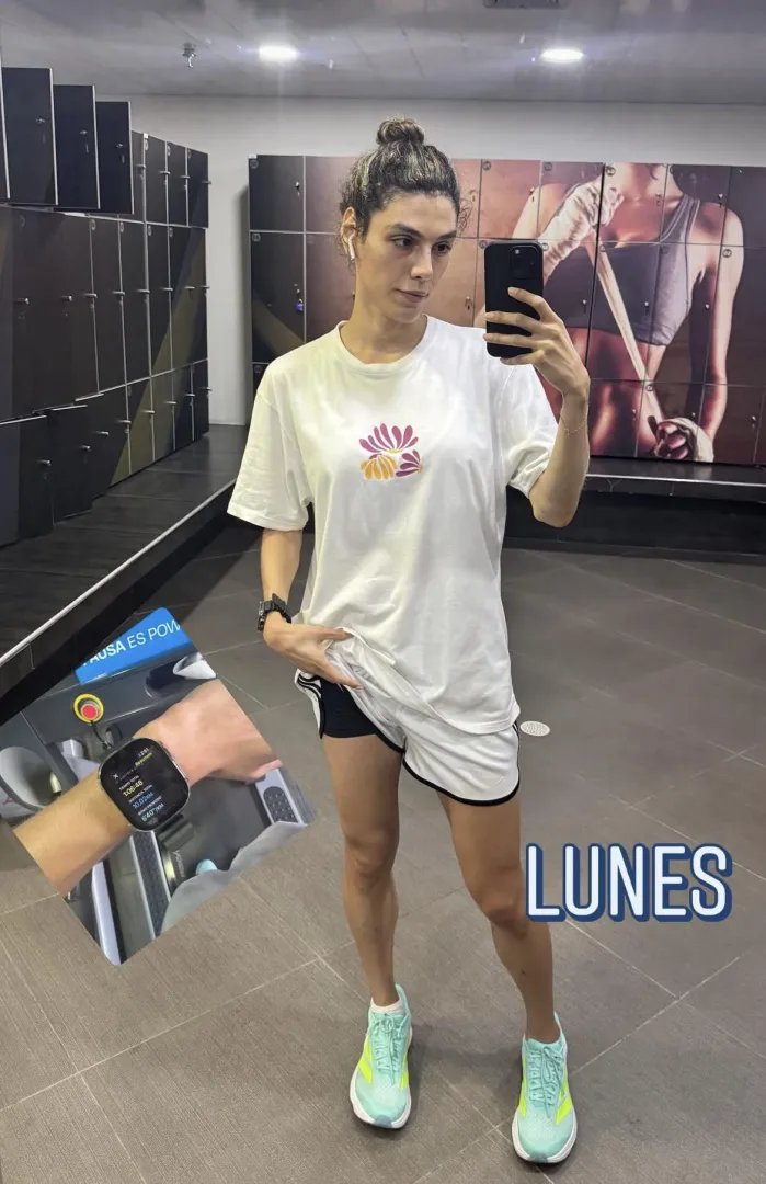 New pic of Carolina from her instagram posted by Medium-Compote-6189