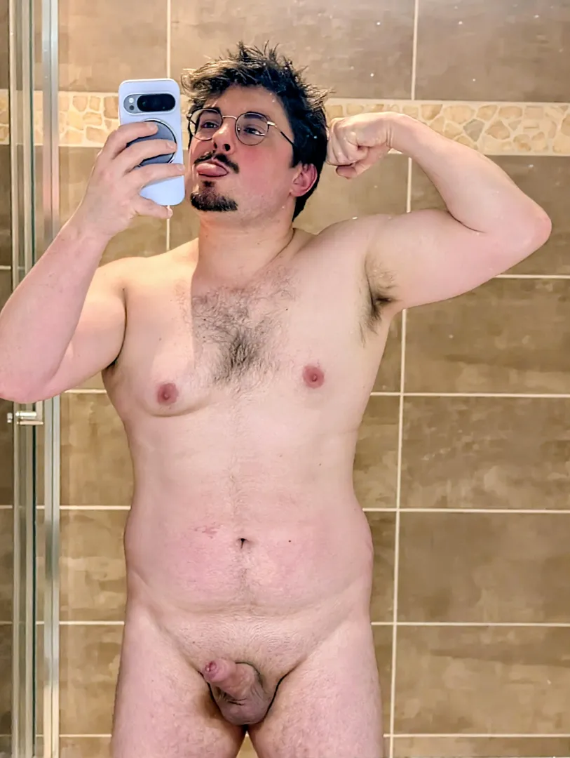 New place, same hoe  posted by Yavos04